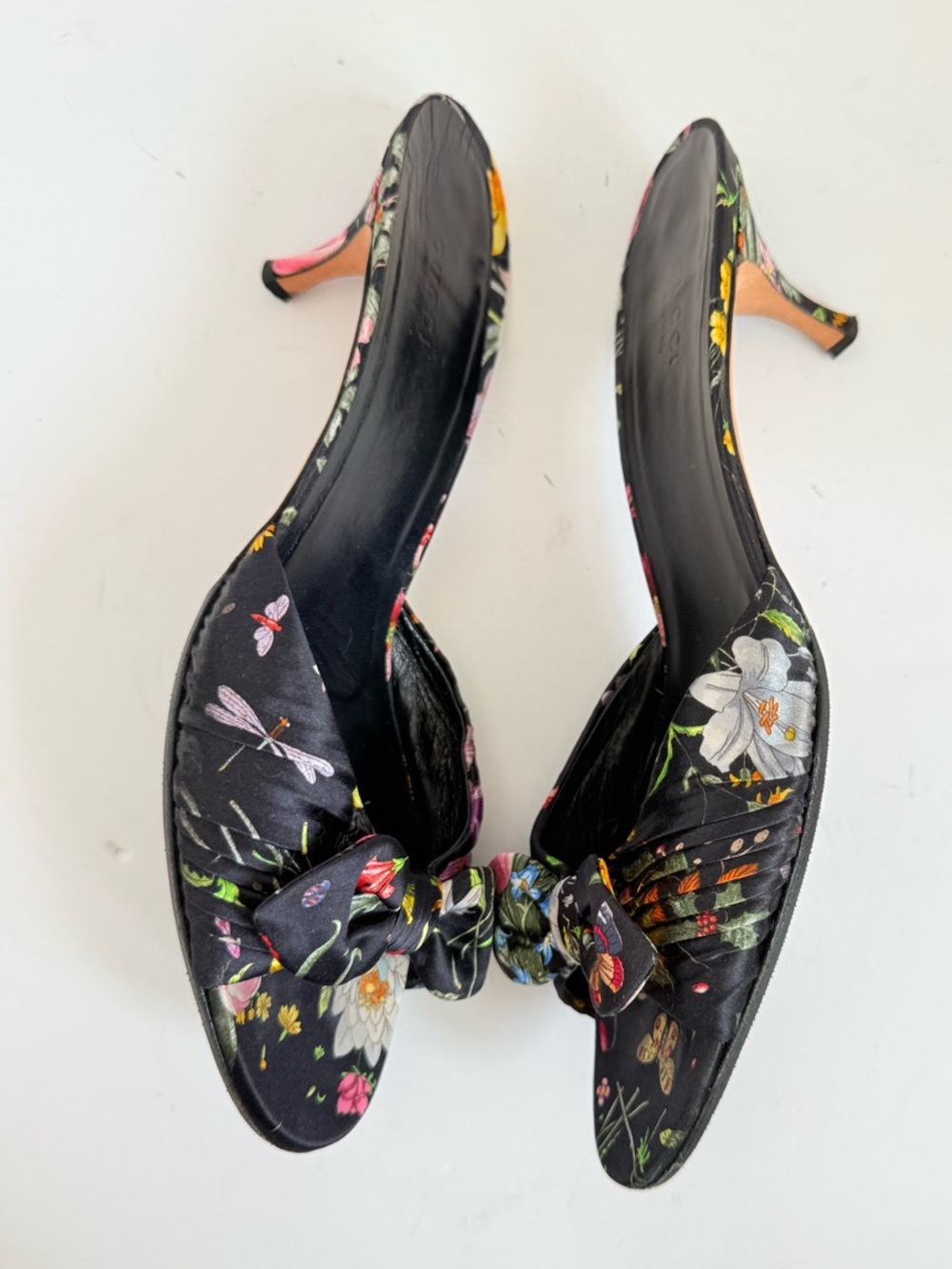 Gucci Flora Satin Bow Mule Heels Black Floral Sandals US 9.5 Vintage Y2K - Picture 4 of 9